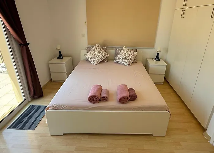 Rossa ヴィラ ピッソウリ