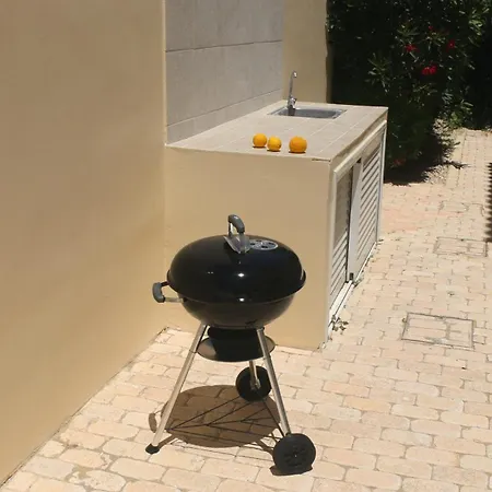 Rossa וילה פיסורי