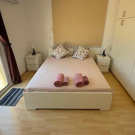 Rossa Vilă Pissouri